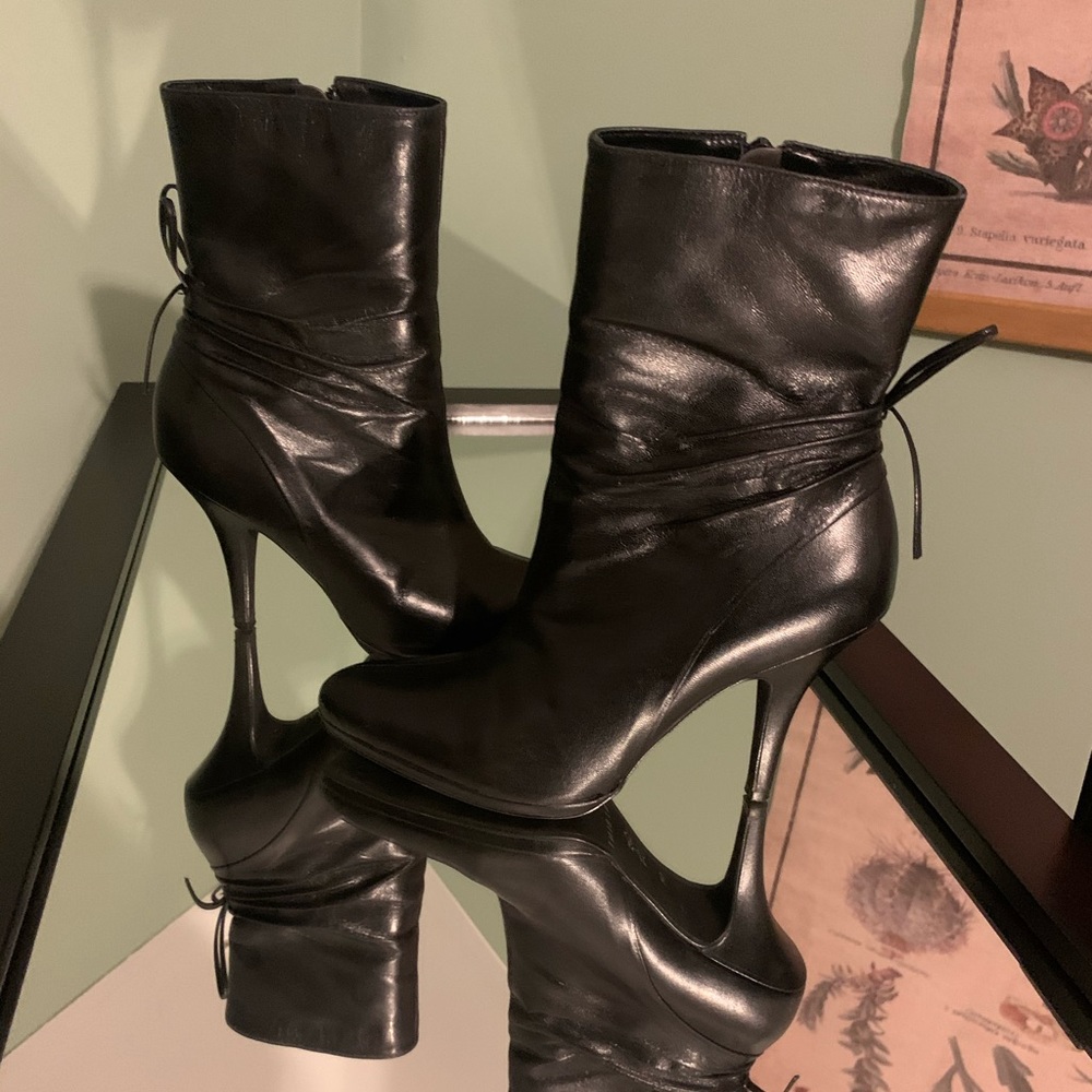 Gianni Bini Black Ankle Boot Heels with Bows